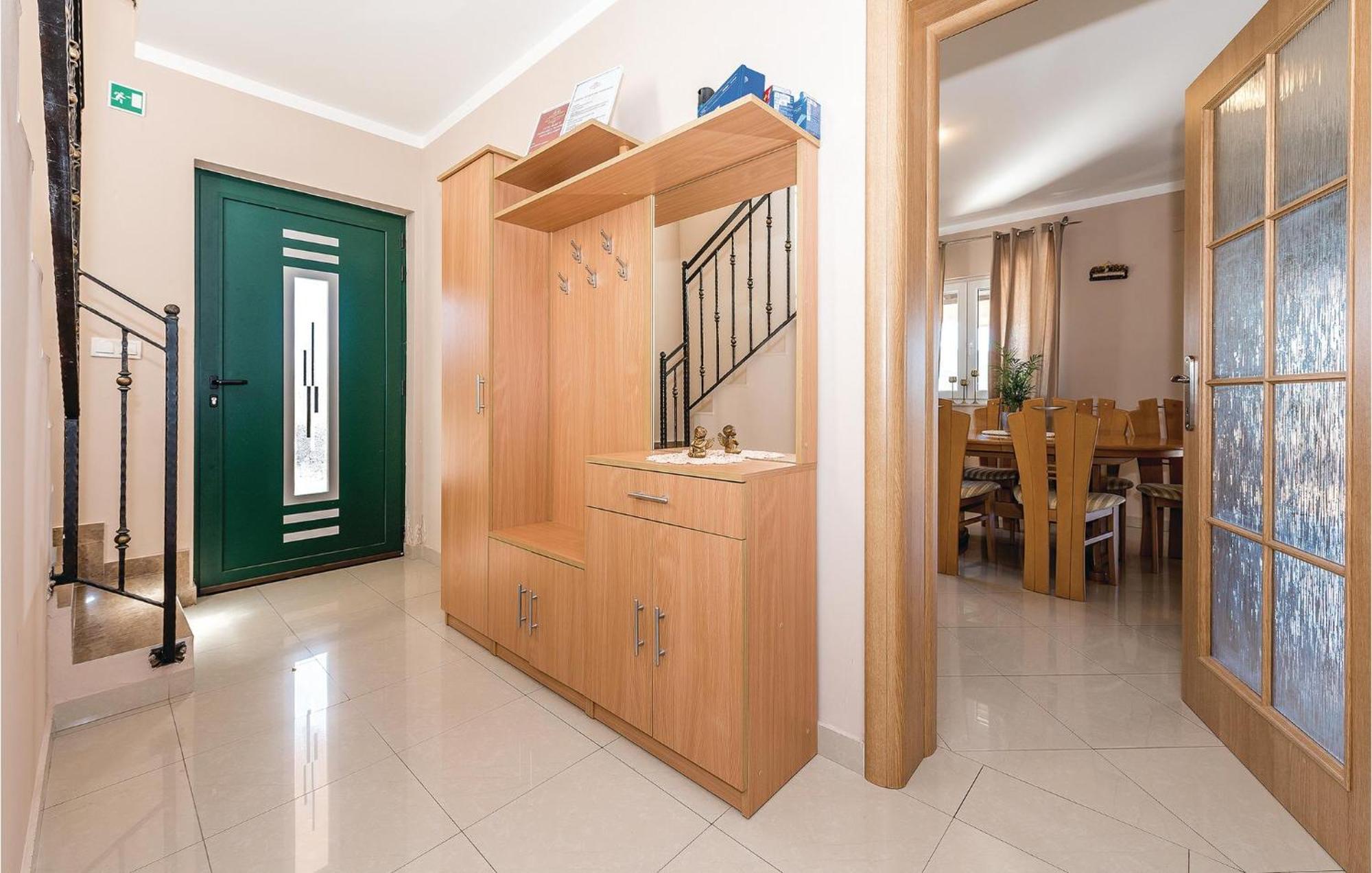 Gorgeous Home In Kijevo With Kitchen Exteriér fotografie