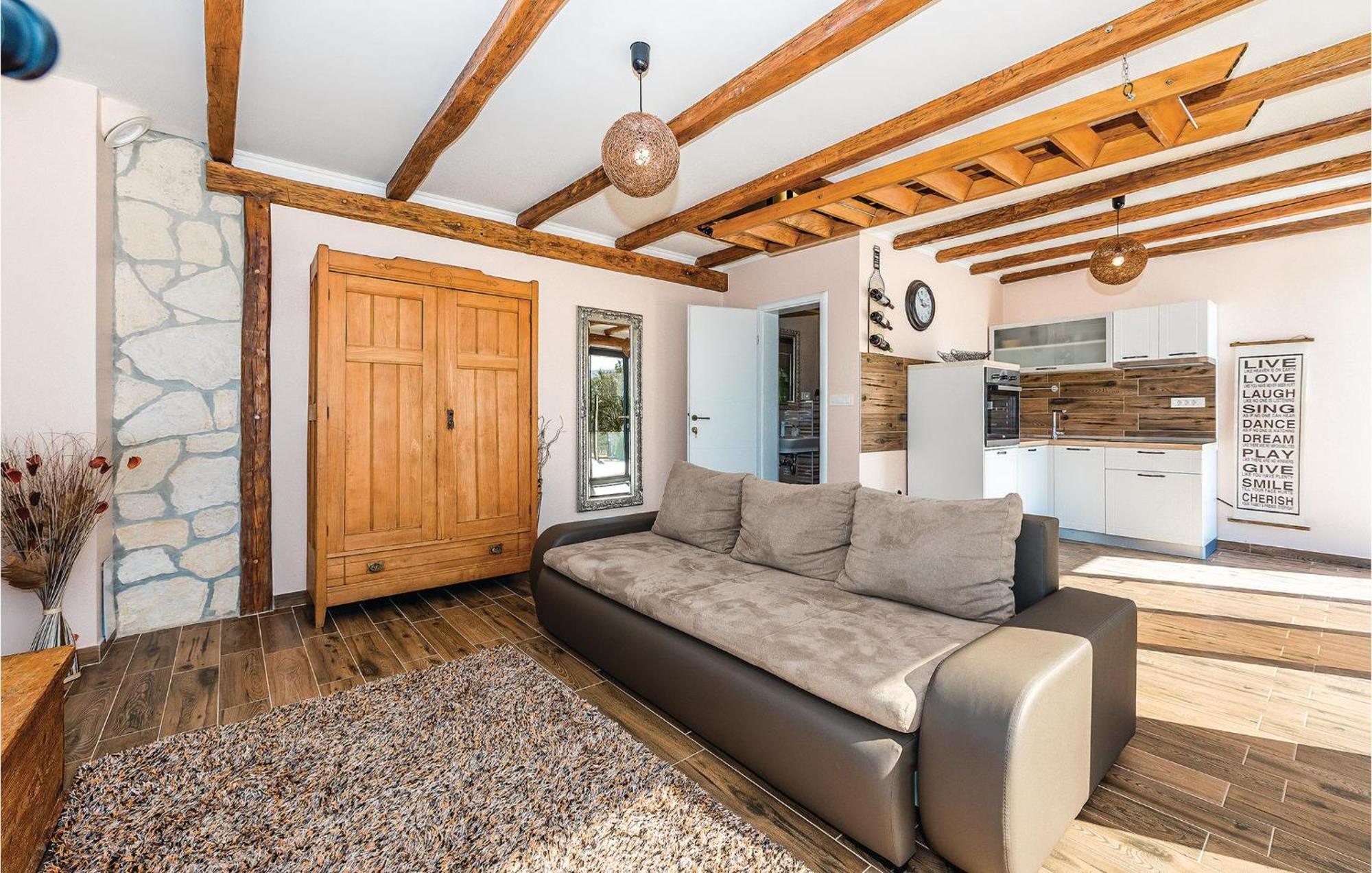 Gorgeous Home In Kijevo With Kitchen Exteriér fotografie